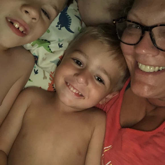 Meet your Posher, Erica - Picture 3 of 8